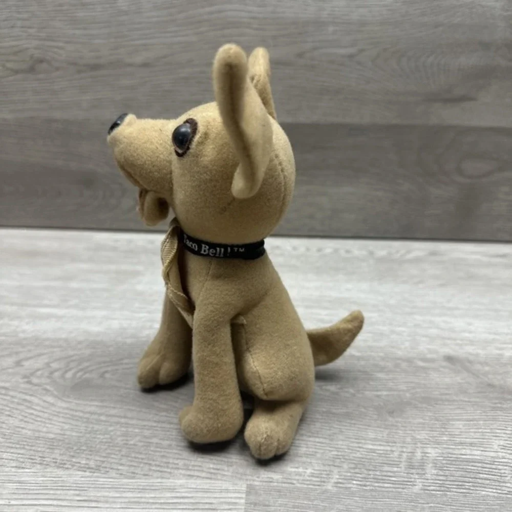 3 Vintage Taco Bell Chihuahua Plush Toys.‎ Do Not Talk. Three Plush Dogs. Nice!